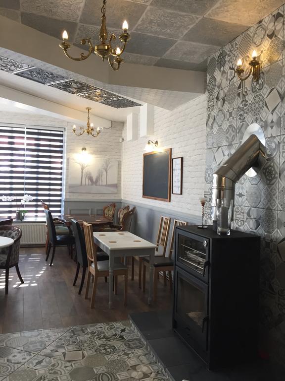 Cefn Mably Hotel Пенарт Екстериор снимка