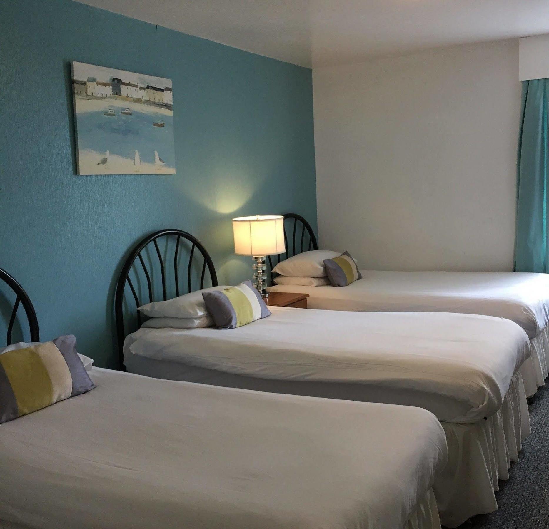 Cefn Mably Hotel Пенарт Екстериор снимка