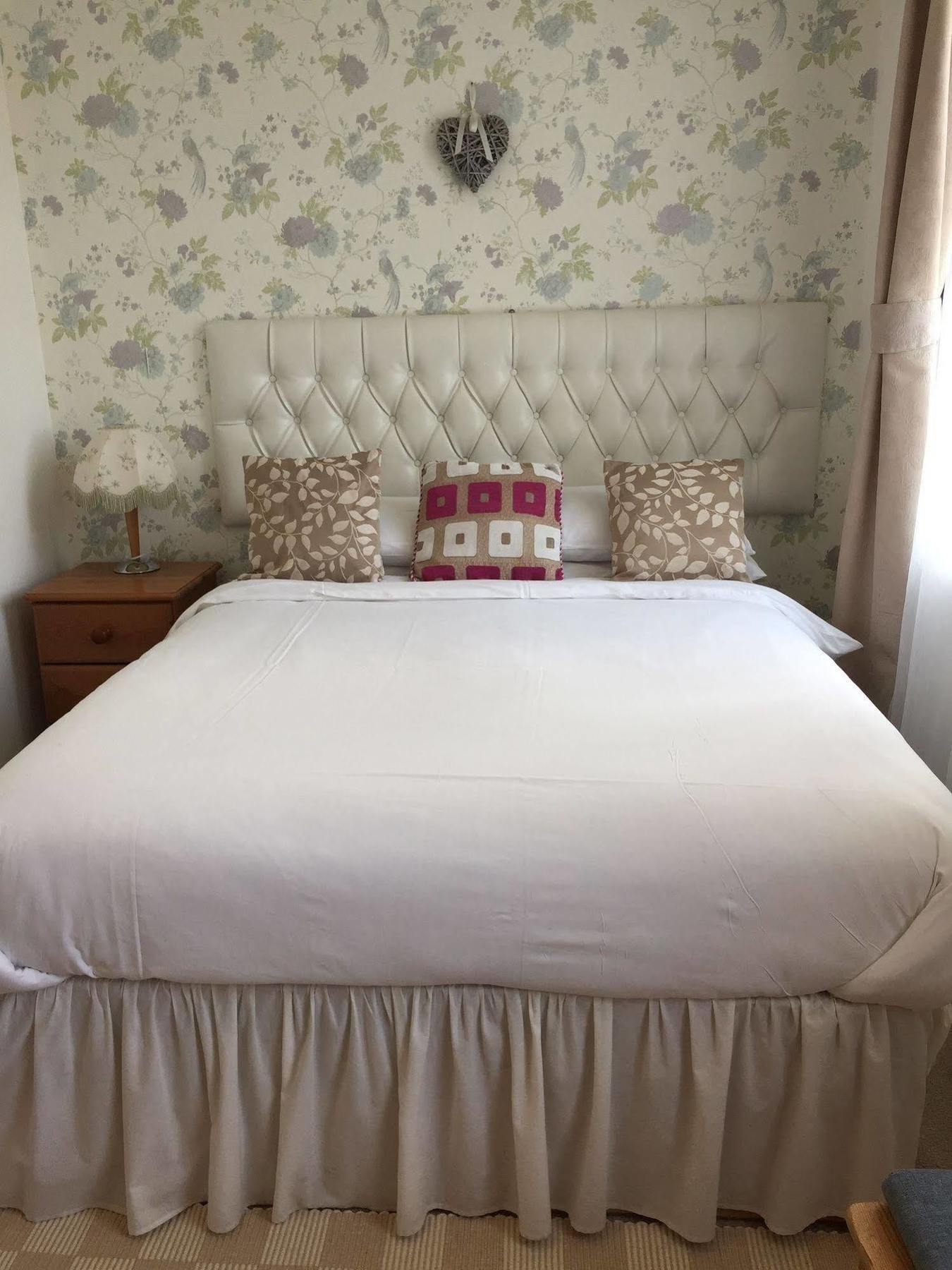 Cefn Mably Hotel Пенарт Екстериор снимка